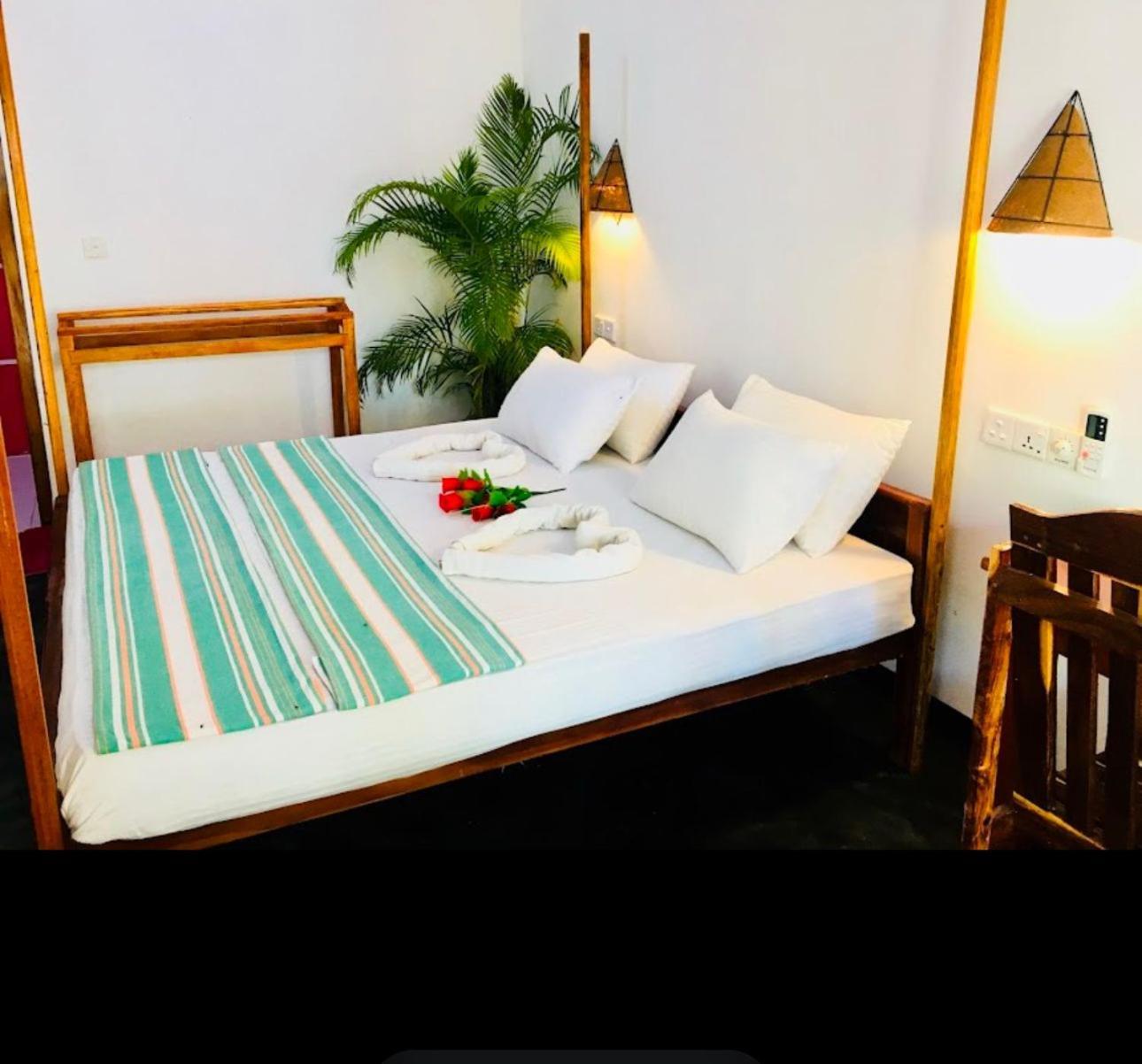 Beach Wave Hotel Arugam Bay Exterior photo
