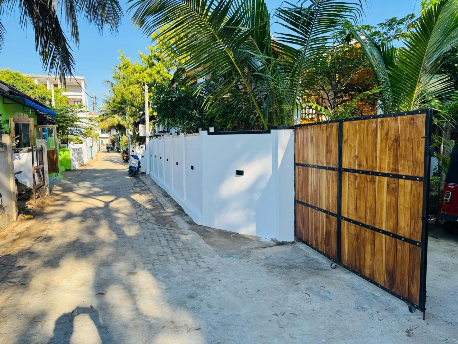 Beach Wave Hotel Arugam Bay Exterior photo