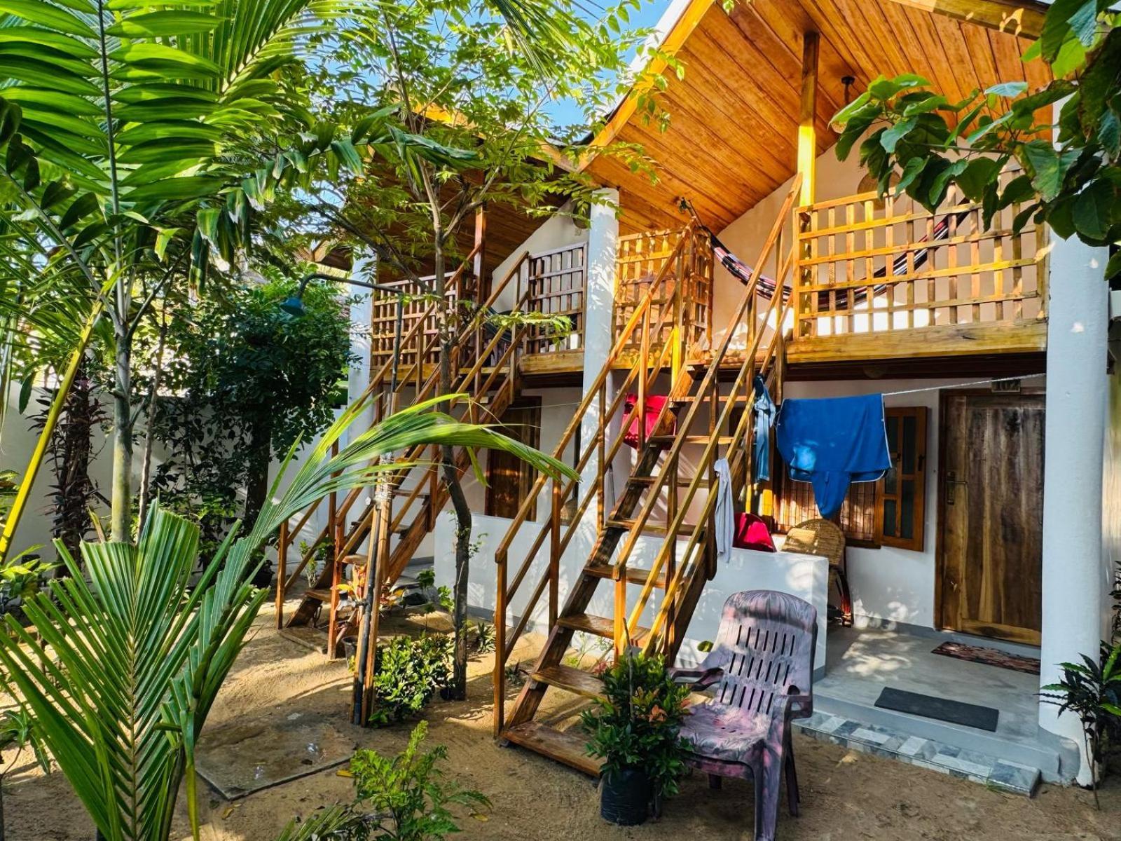 Beach Wave Hotel Arugam Bay Exterior photo