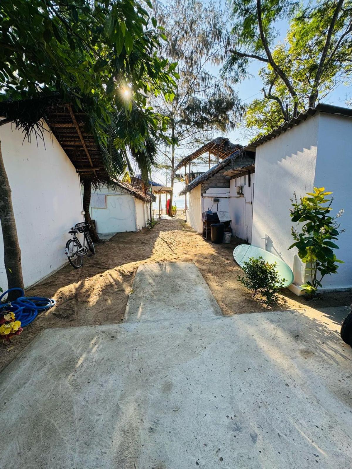 Beach Wave Hotel Arugam Bay Exterior photo